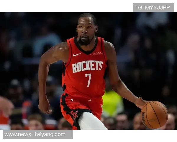 杜兰特回忆昔日火箭主场季后赛紧张时刻身穿火箭球衣感受不真实